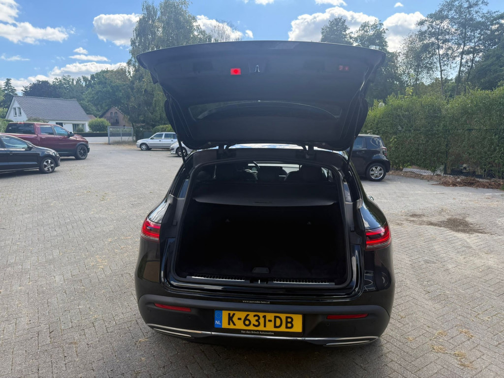 47407853-6.jpg